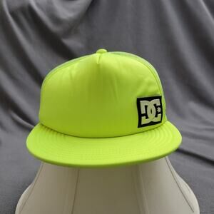 DC SHOES Trucker Hat Cap Youth Teen Boys Green Skate Snapback Wide Brim Logo